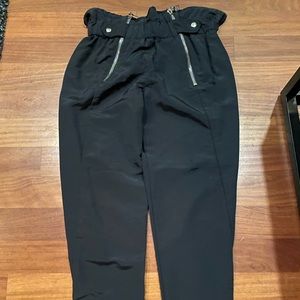 COPY - R+A brand cargo pants size Sm. Super cute stylish